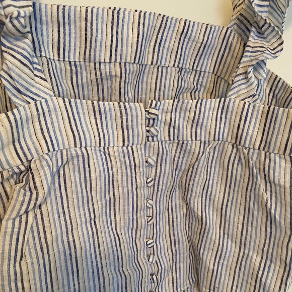 Line and Dot Tank - Picture 2 of 4